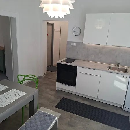 דירה Apartman Zatec